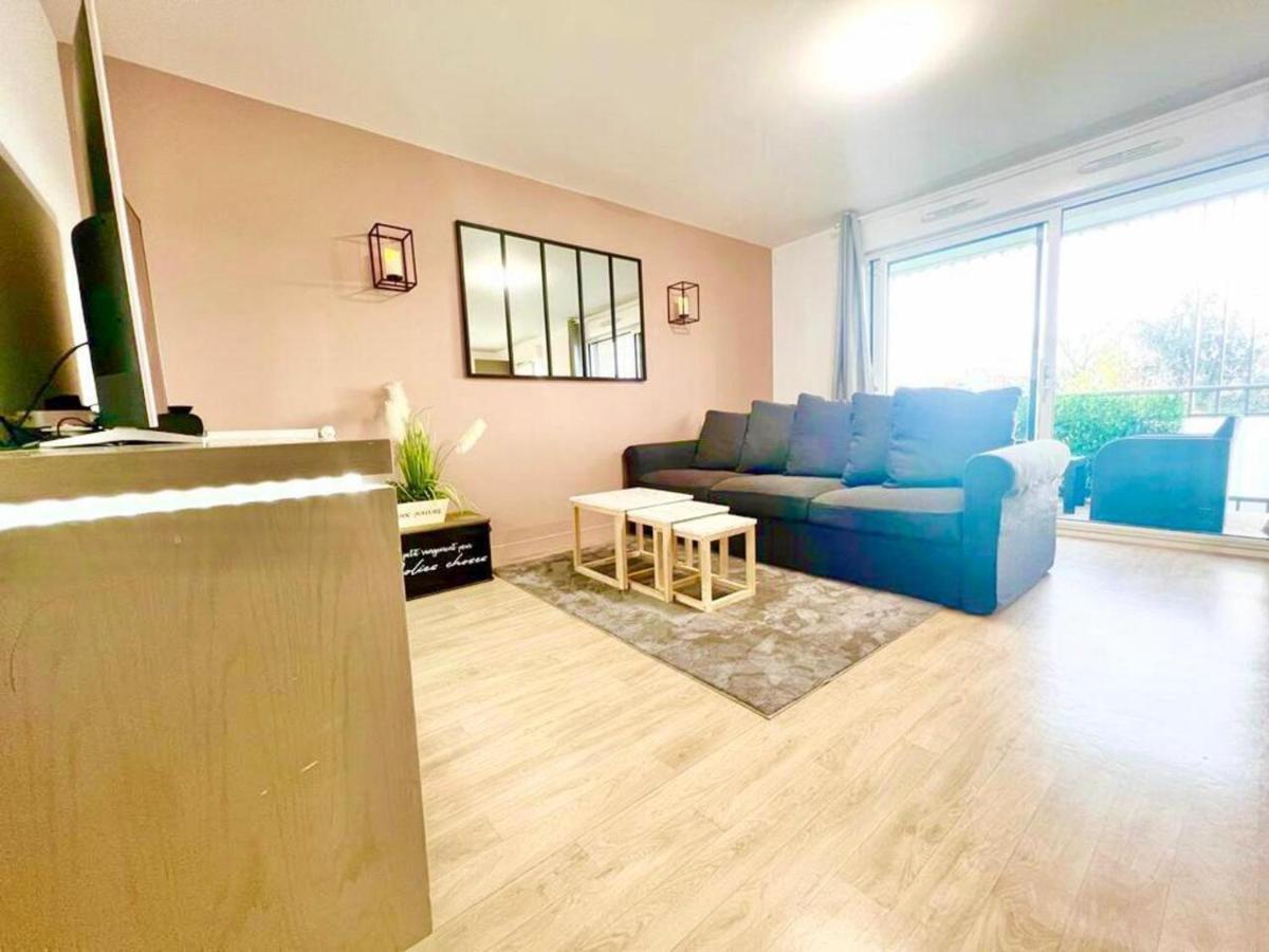 L'Atelier Chic - Wifi Fibre - Parking Privee - Balcon - Netflix Apartment Lanester Exterior photo