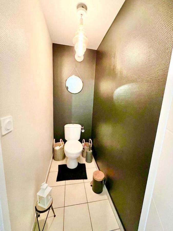 L'Atelier Chic - Wifi Fibre - Parking Privee - Balcon - Netflix Apartment Lanester Exterior photo