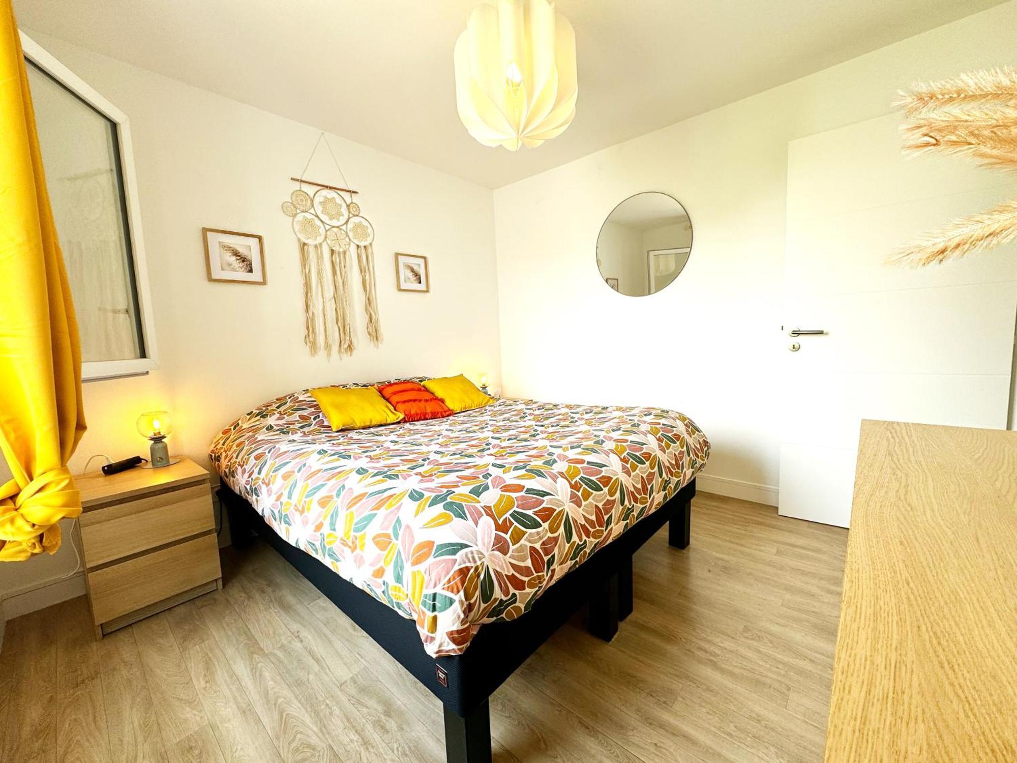 L'Atelier Chic - Wifi Fibre - Parking Privee - Balcon - Netflix Apartment Lanester Exterior photo